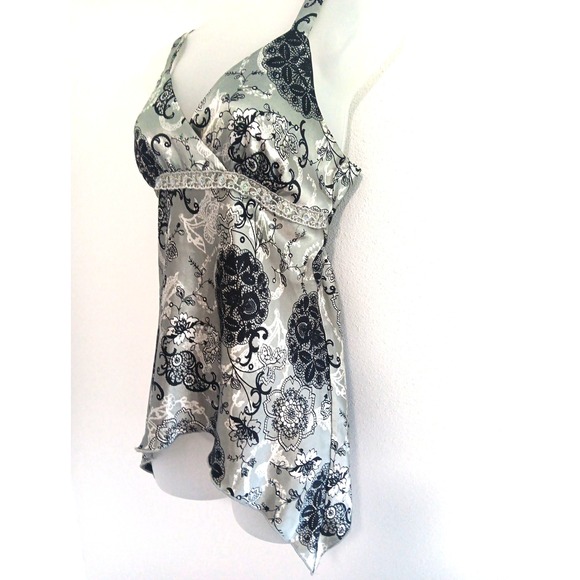 Y2K Babydoll Top Medium Gray Romantic Floral Satin Boho Fairy‎ Grunge Whimsigoth - Picture 4 of 15